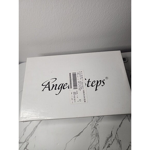 Women's Angle Steps Sophia 2 Red Shoes Low Heel Size 8.5 - Picture 9 of 9